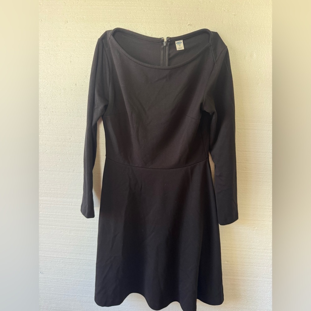 Elegant Black Long Sleeve Dress